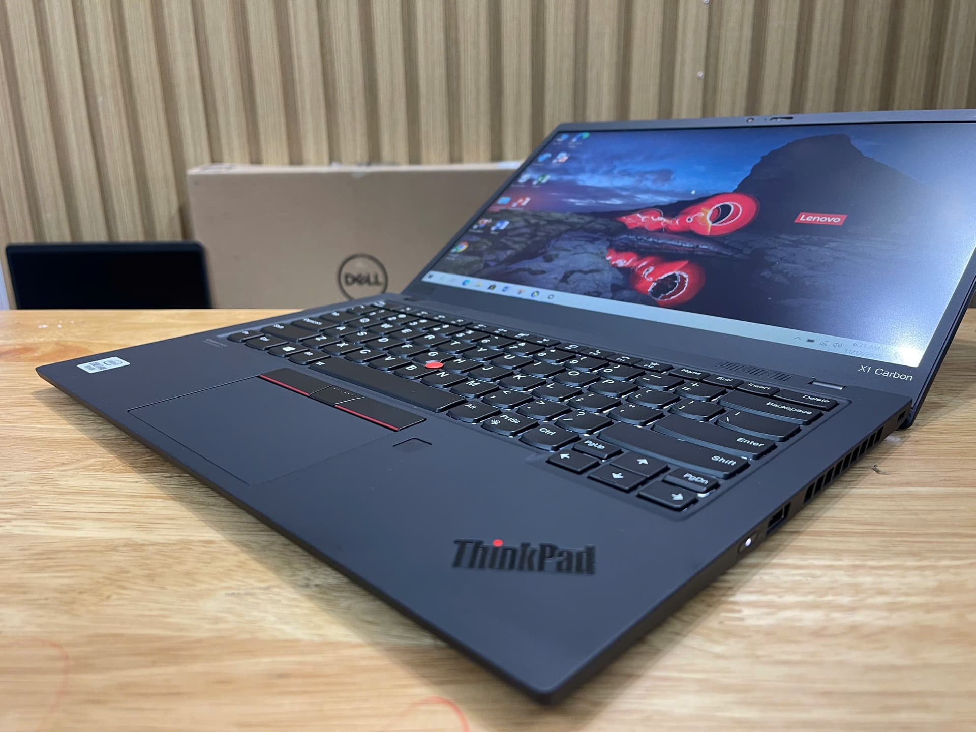 Laptop Lenovo ThinkPad X1 Carbon Gen 8 i7 10610U 