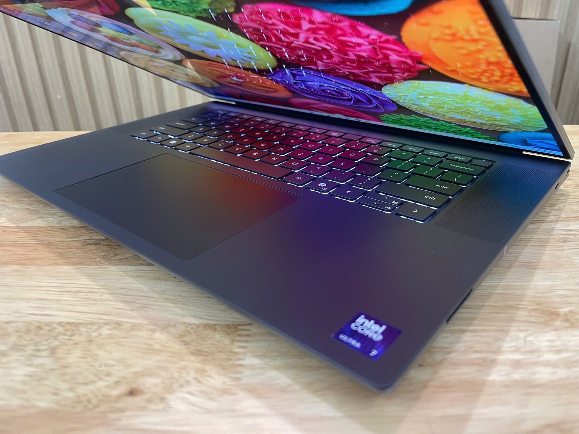 Laptop DELL Precision 5690 4k OLED RTX A2000 Ada