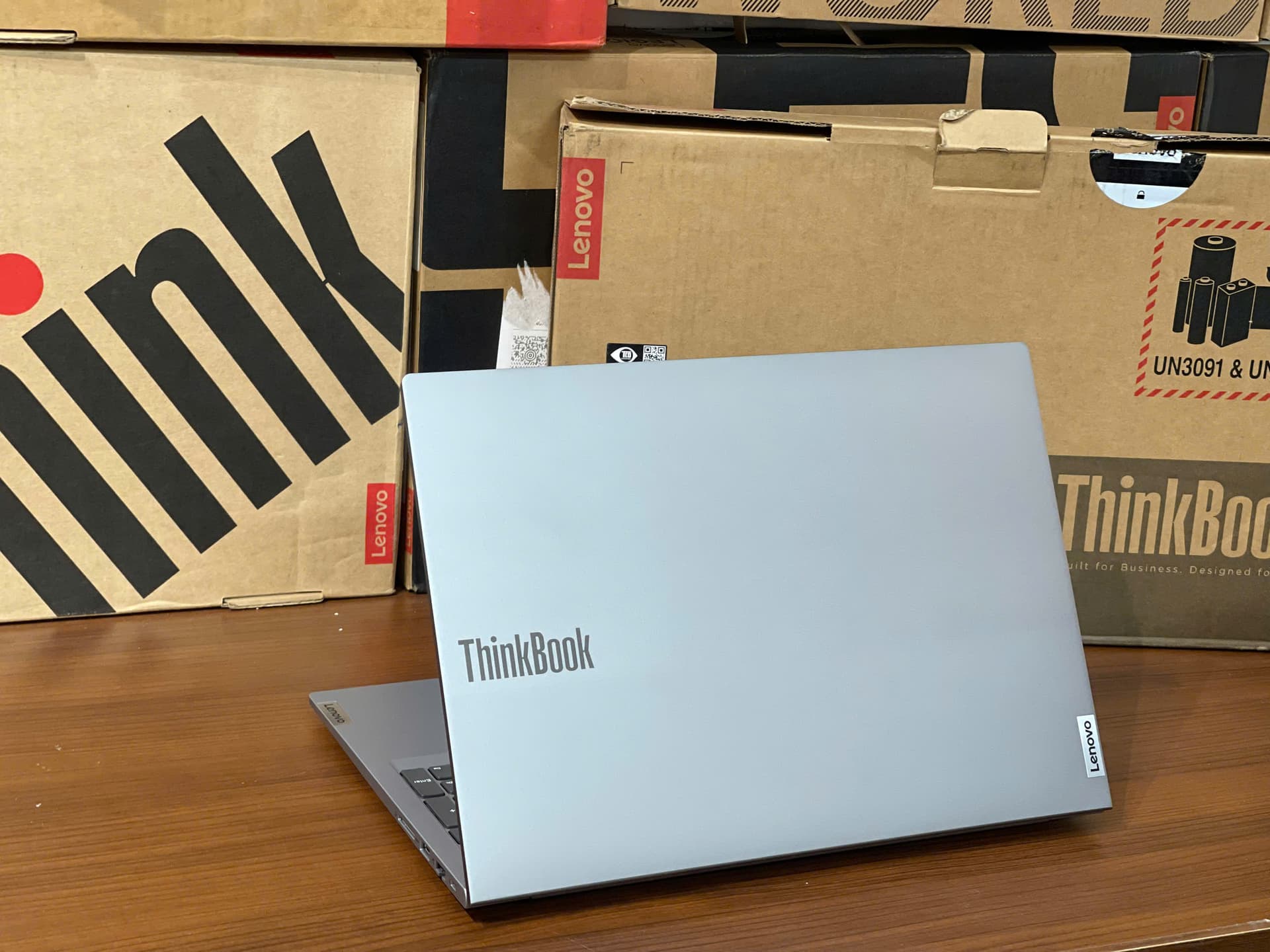 Lenovo Thinkbook 16 G7 AMD 