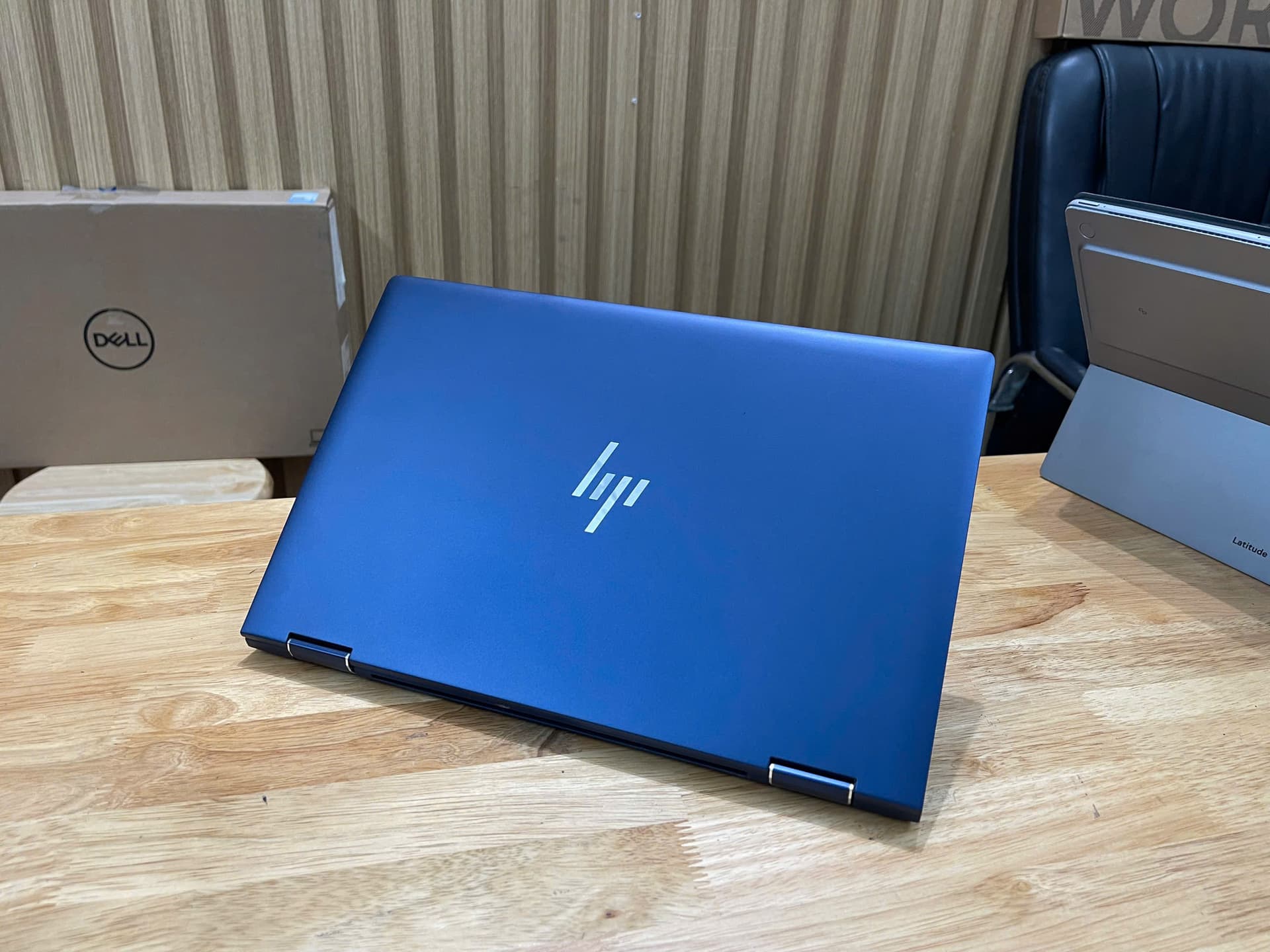 HP Elite Dragonfly 13.5 G2 2 in 1 Core i7 1185G7 Ram 32G