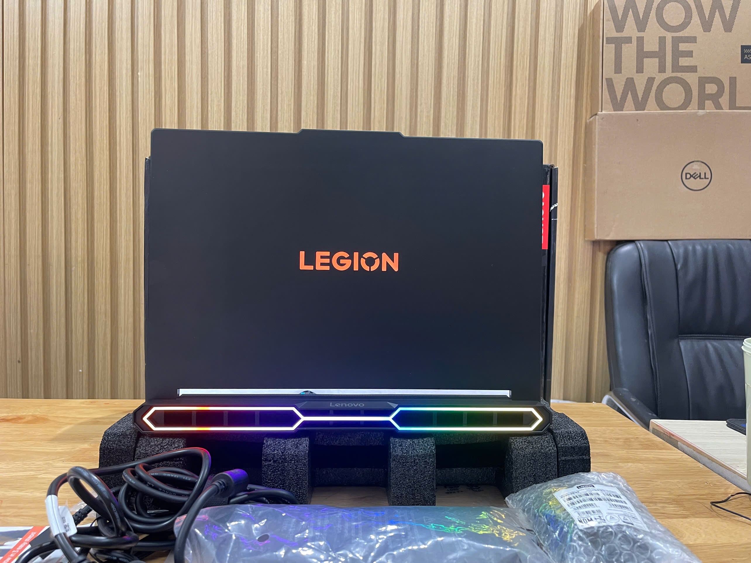 Lenovo Legion Pro 7 16IAX10H | Ultra 9 275HX/ 64GB/2TB /RTX 5070Ti 12GB DDR7/ 16 OLED 240Hz 2.5K