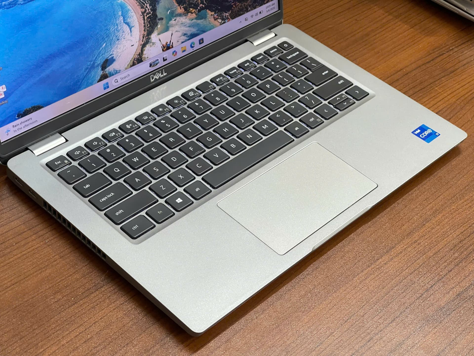 Dell Latitude 5420 I7 1185G7/ Ram 16GB/ SSD 256GB/ 14″ Full HD LAPTOP DOANH NHÂN SIÊU BỀN.