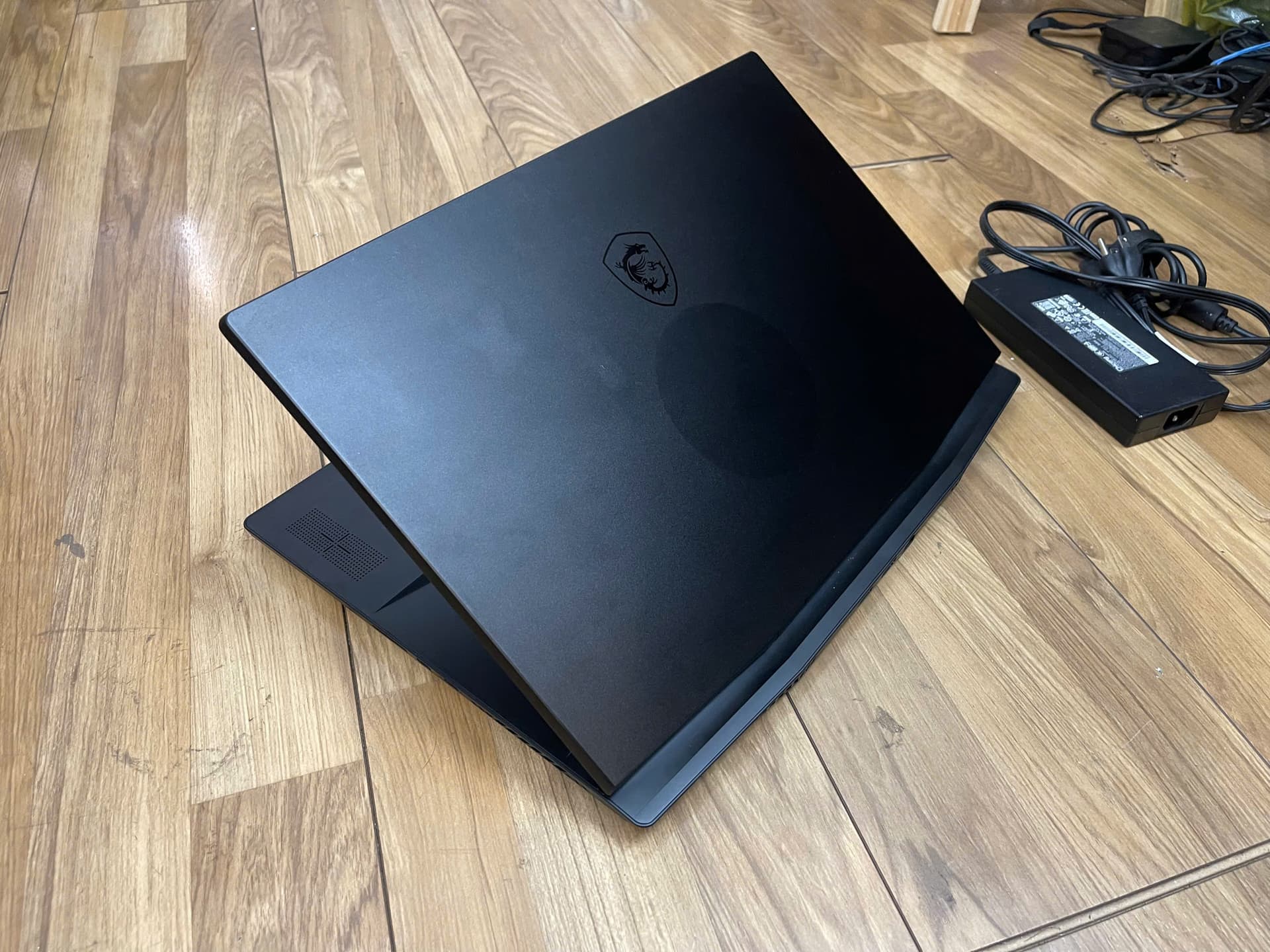  Laptop Msi Stealth GS77, Intel Core i9 12900H 16Gb DDR5 1Tb SSD RTX 3060 6GB 17.3 FHD 144Hz