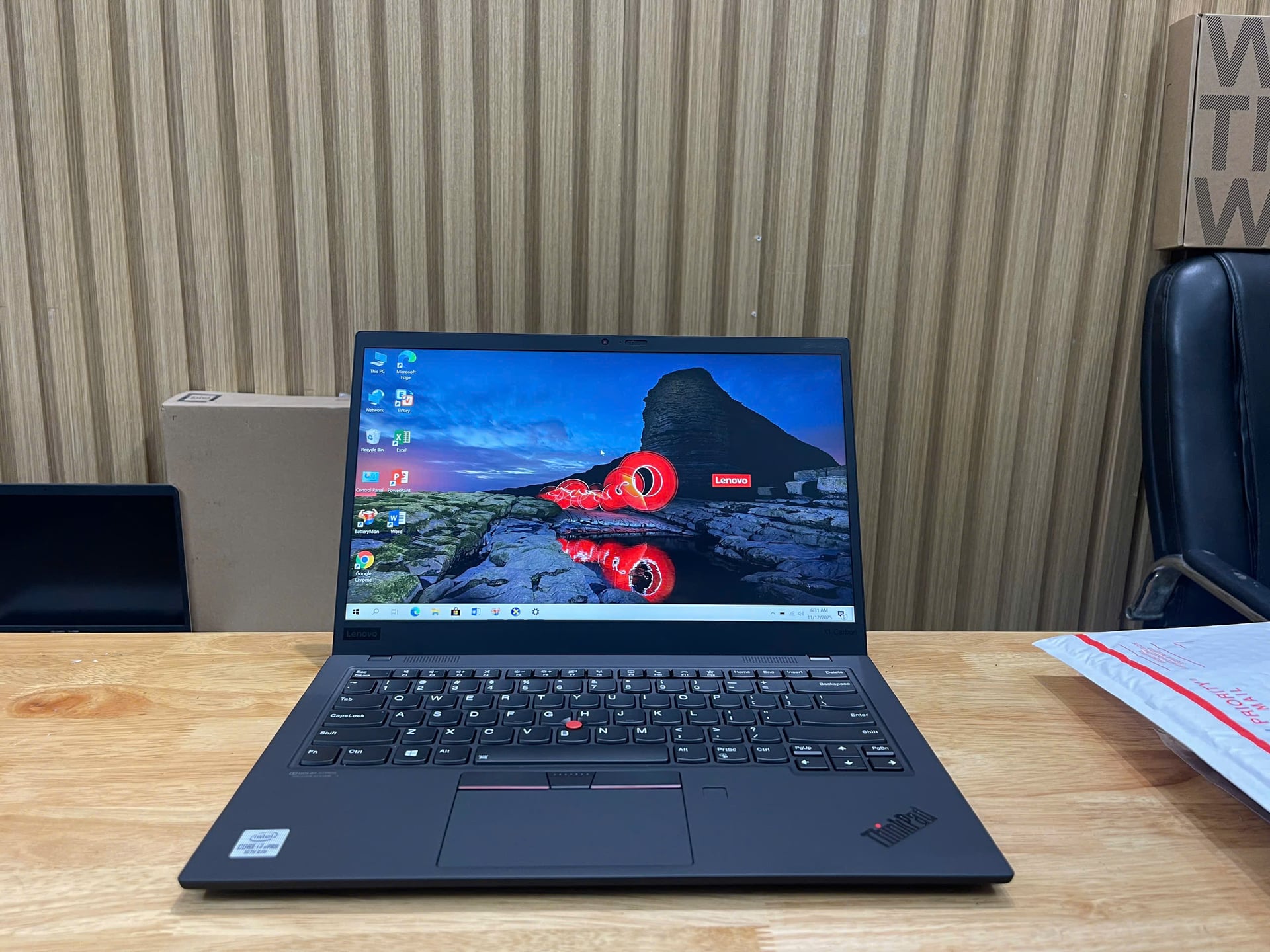 Laptop Lenovo ThinkPad X1 Carbon Gen 8 i7 10610U 
