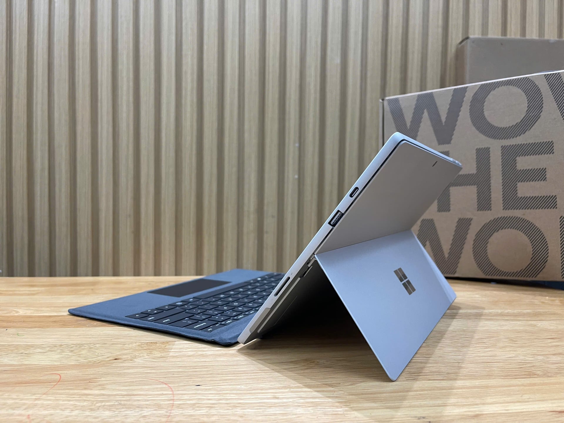 Surface Pro 7 Plus i5 1135G7/ 8GB/ 256GB