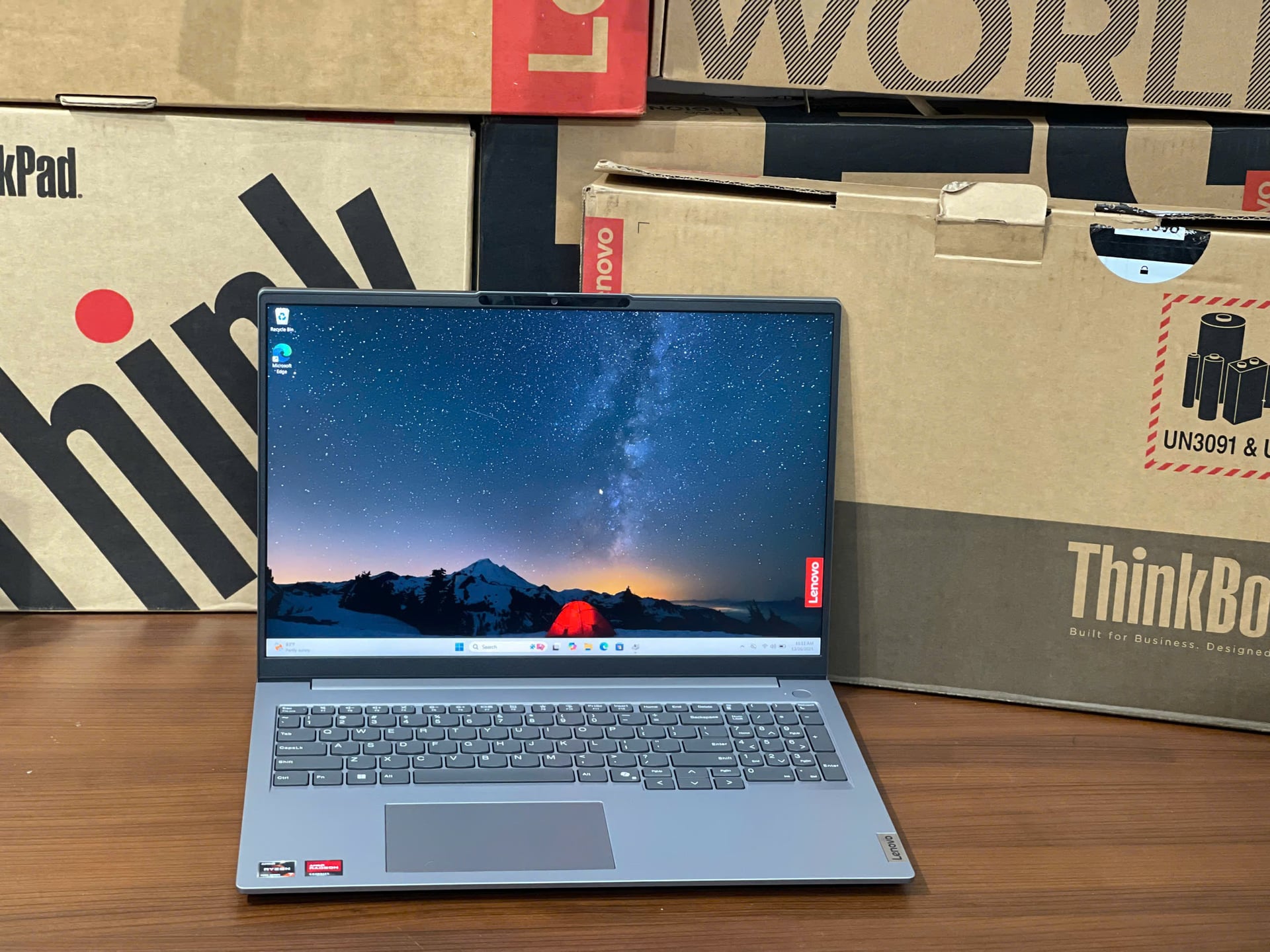 Lenovo Thinkbook 16 G7 AMD 