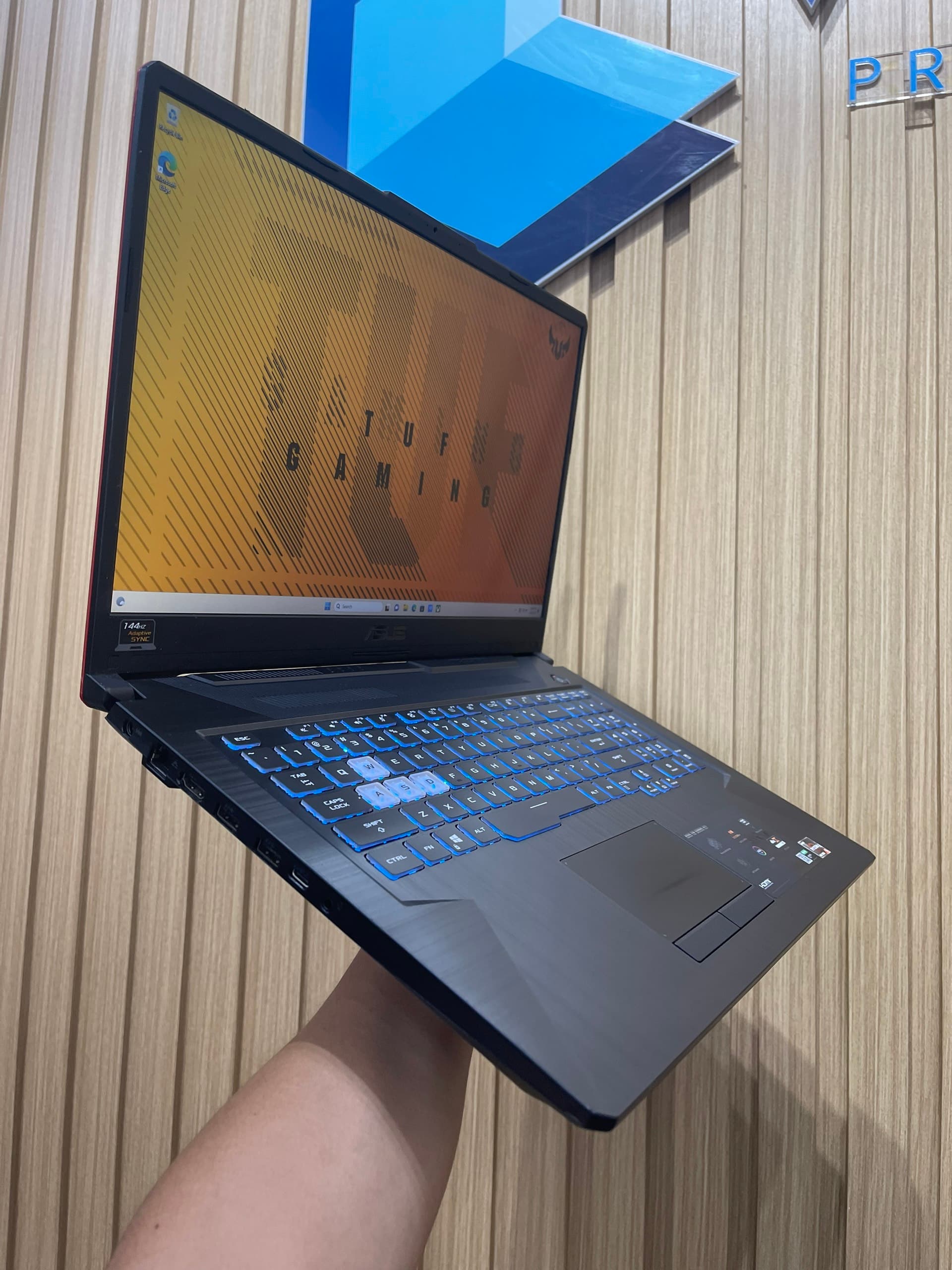 Asus Tuf A17 R5 4600H GTX1650, 17.3” FHD 144Hz Asus Tuf A17 R5 4600H GTX1650, 17.3” FHD 144Hz