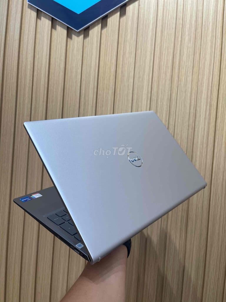 Dell Inspiron 5510 Dell Inspiron 5510