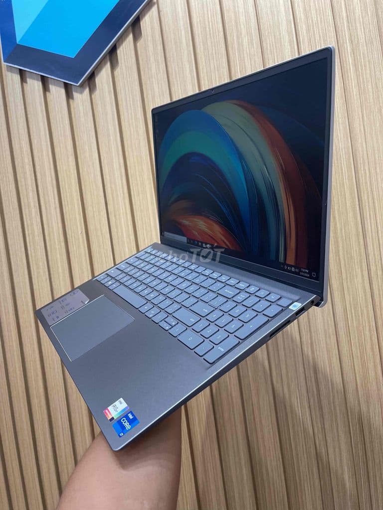 Dell Inspiron 5510 Dell Inspiron 5510