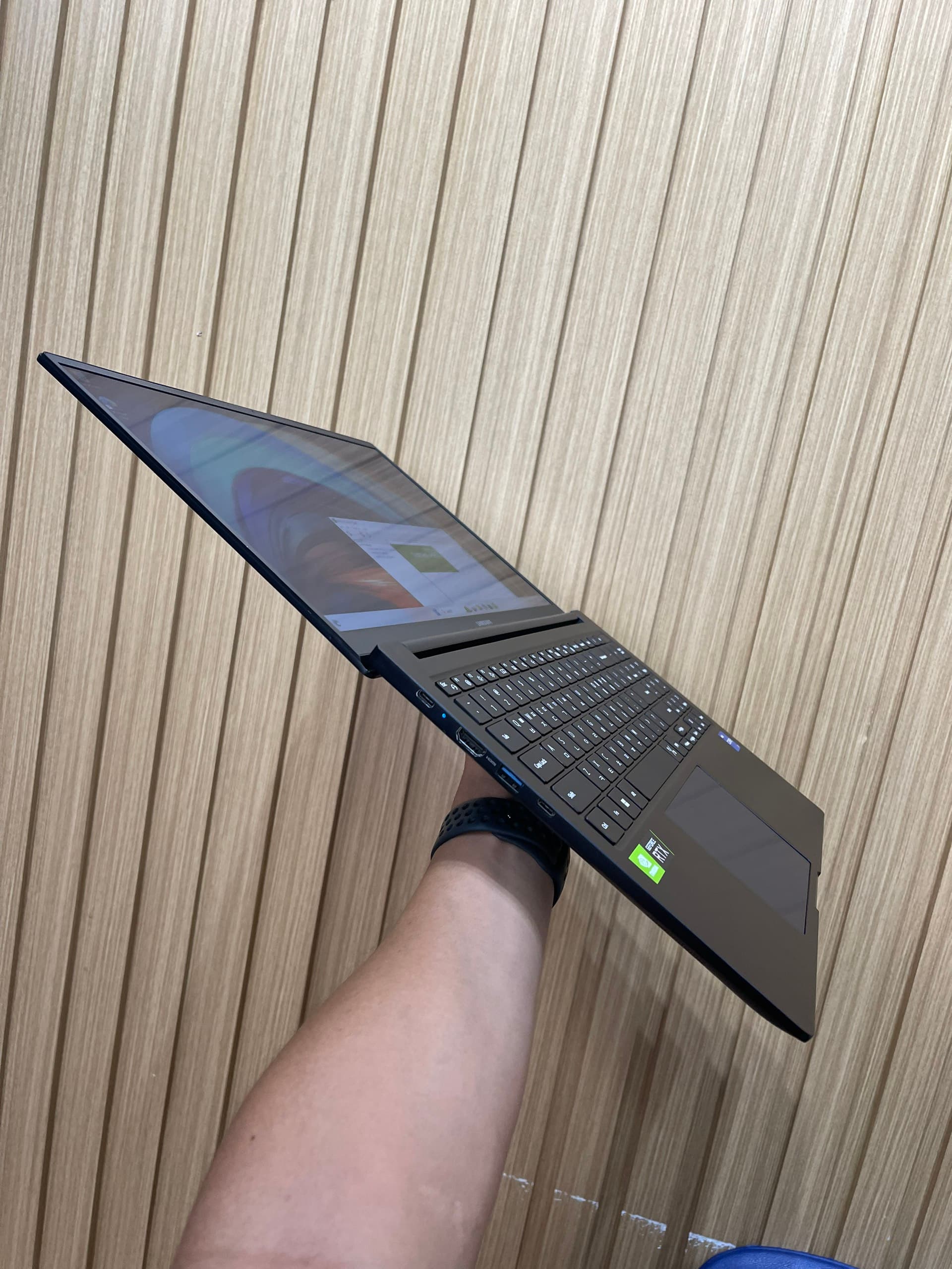 Samsung NT761 i7 11850H 32GB RTX 3050Ti 2023 Samsung NT761 i7 11850H 32GB RTX 3050Ti 2023