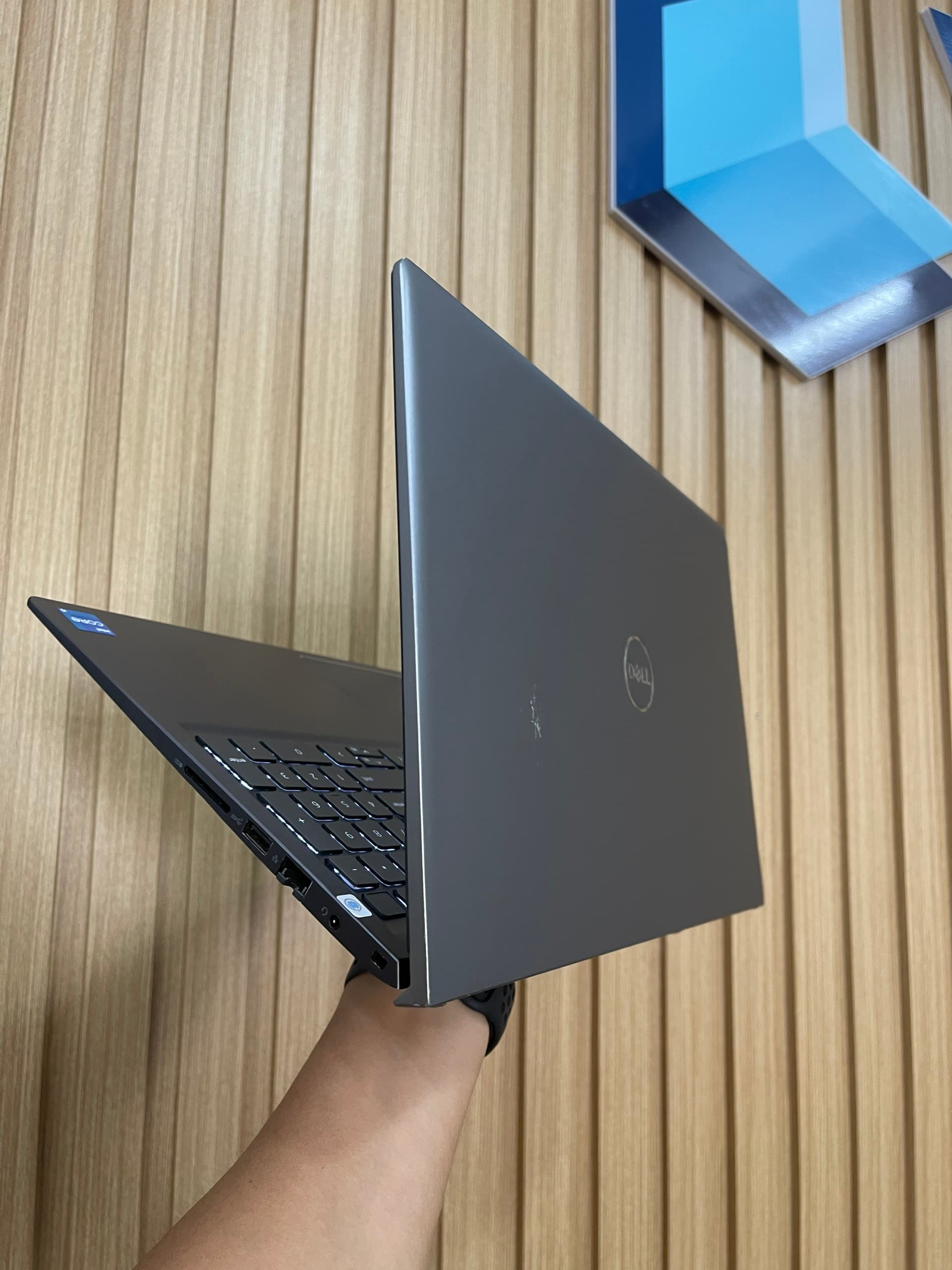 Dell Vostro 5510 Dell Vostro 5510