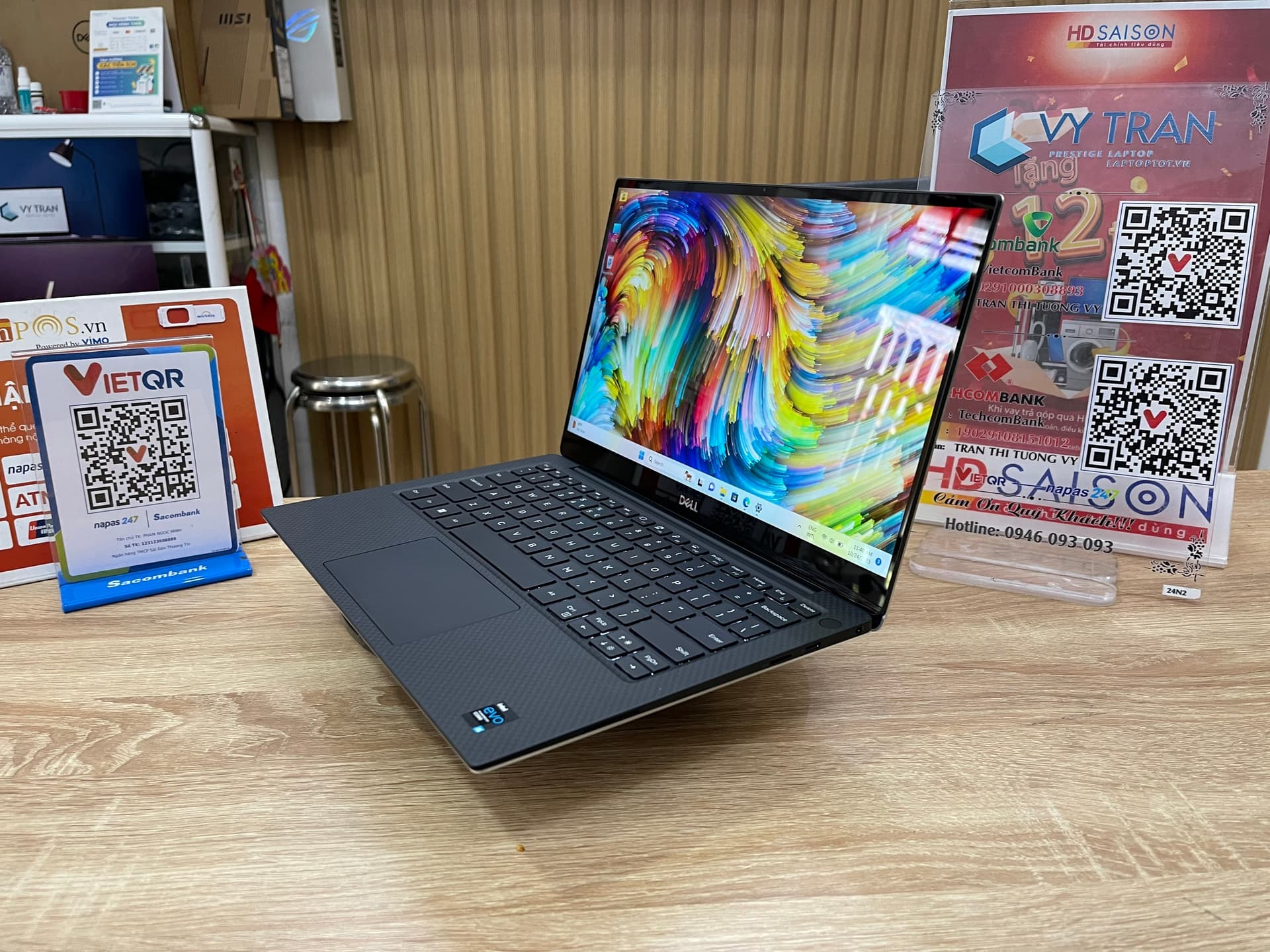 DELL XPS 9305 UHD 4K I5 1135G7 8GB 512G DELL XPS 9305 UHD 4K I5 1135G7 8GB 512G