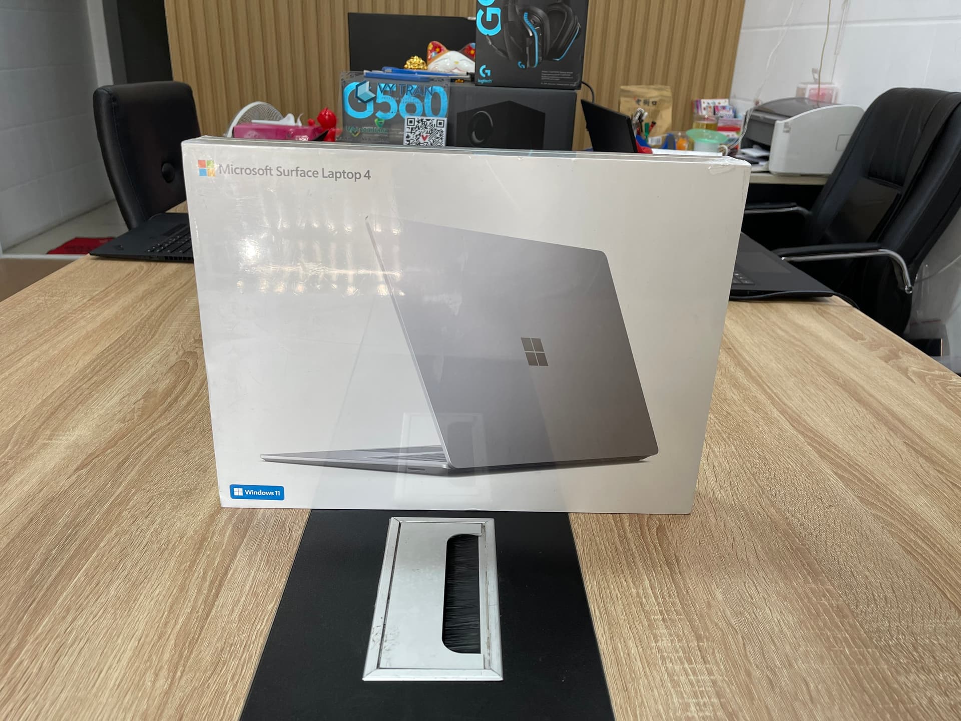 Microsoft Surface 4 Newseal Ryzen 7, 15”2K5 Microsoft Surface 4 Newseal Ryzen 7, 15”2K5