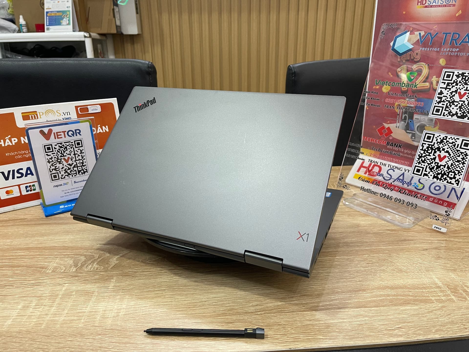 Lenovo ThinkPad X1 Yoga Gen 4 2 in 1 Kèm Pen (2019) Lenovo ThinkPad X1 Yoga Gen 4 2 in 1 Kèm Pen (2019)