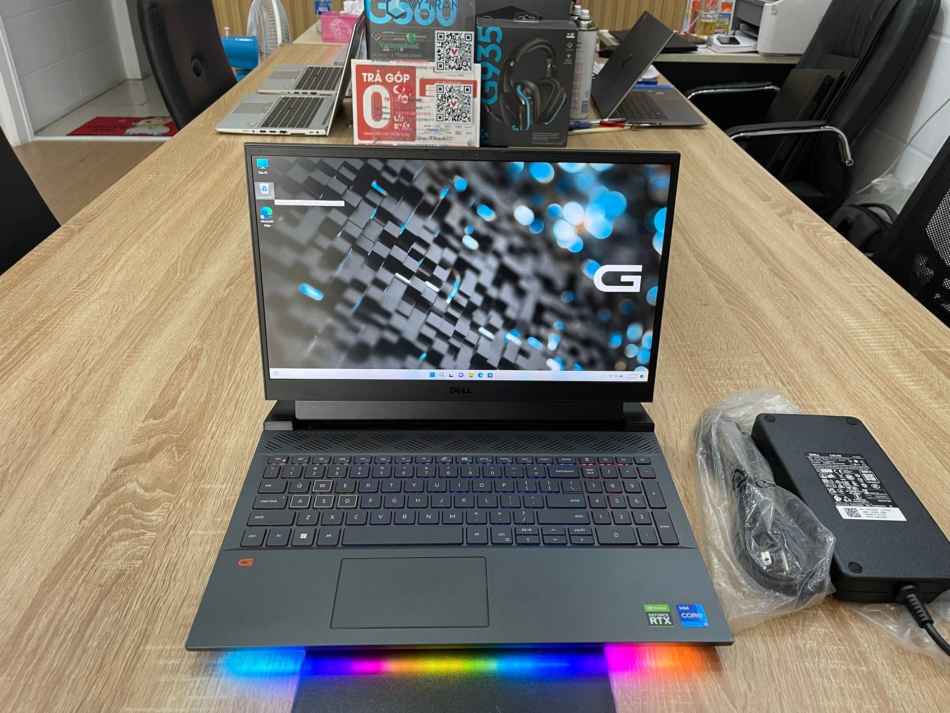 Dell SE 5521 Dell SE 5521