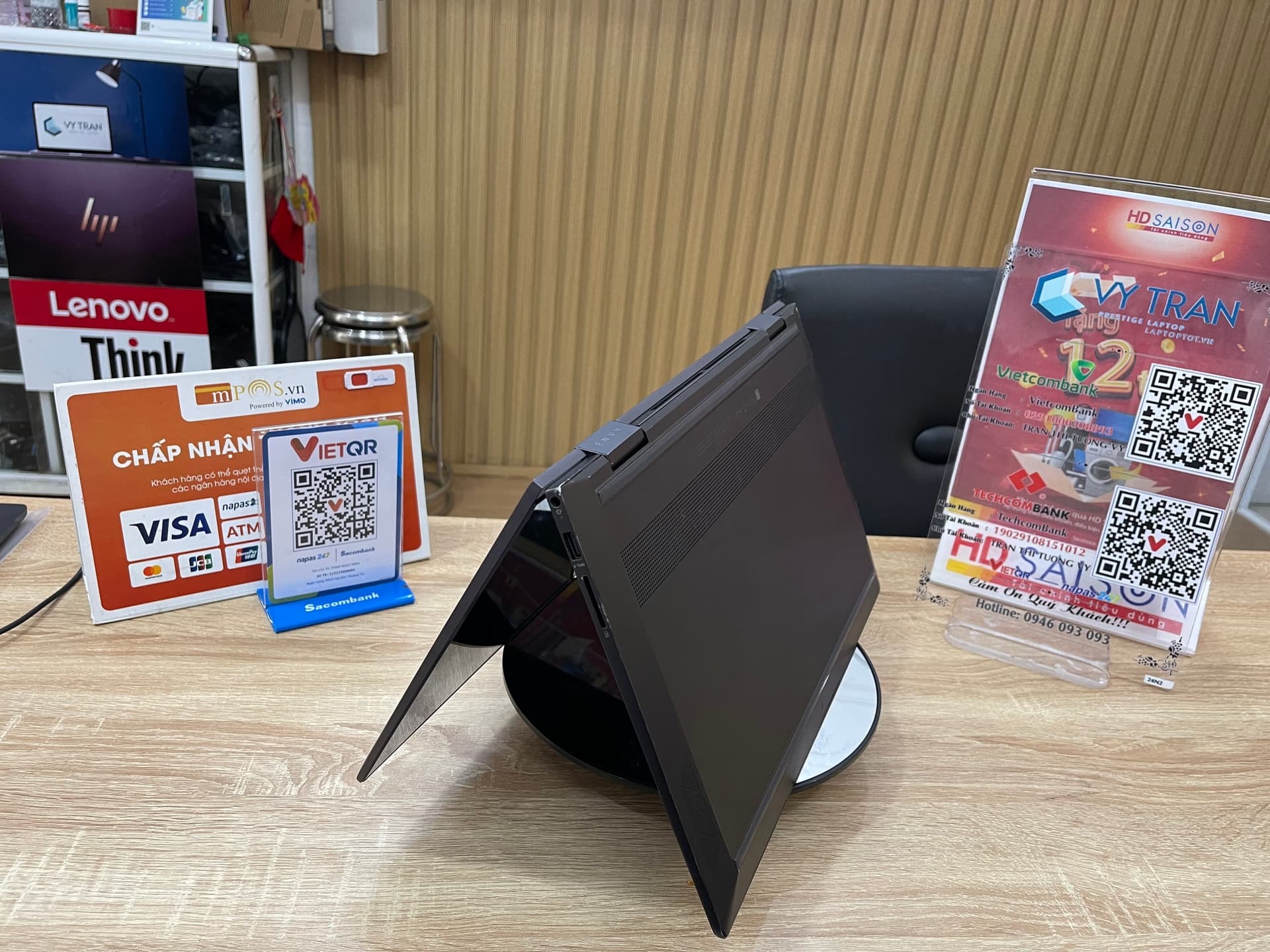 HP Envy 15 X360 Ryzen 7- 5700U 16G 512G 2021 HP Envy 15 X360 Ryzen 7- 5700U 16G 512G 2021