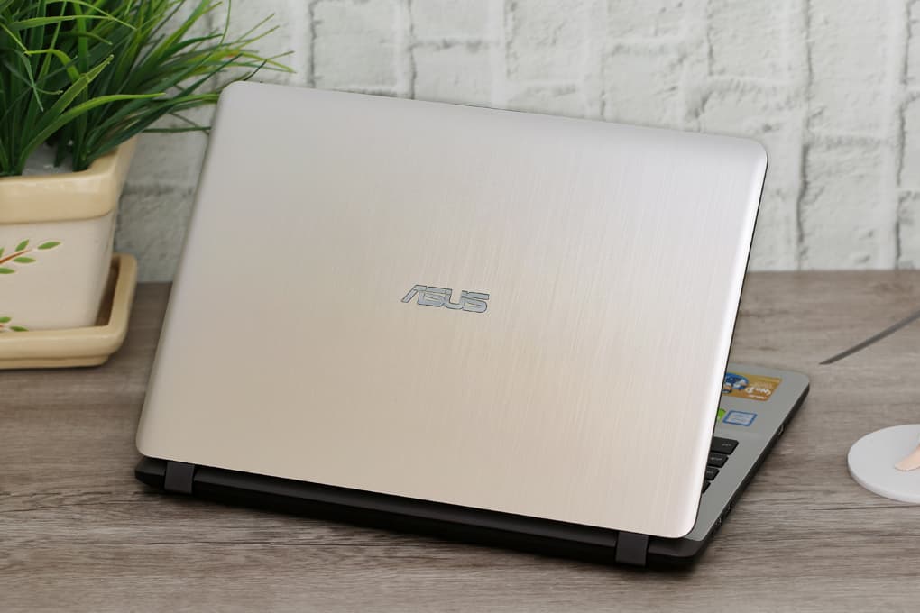 ASUS VIVOBOOK A512FA i3 8145U/ SSD 256GB/ 15INCH FHD/ VIỀN MỎNG MÀU BẠC/ CHUYÊN VĂN PHÒNG/ GIÁ RẺ ASUS VIVOBOOK A512FA i3 8145U/ SSD 256GB/ 15INCH FHD/ VIỀN MỎNG MÀU BẠC/ CHUYÊN VĂN PHÒNG/ GIÁ RẺ
