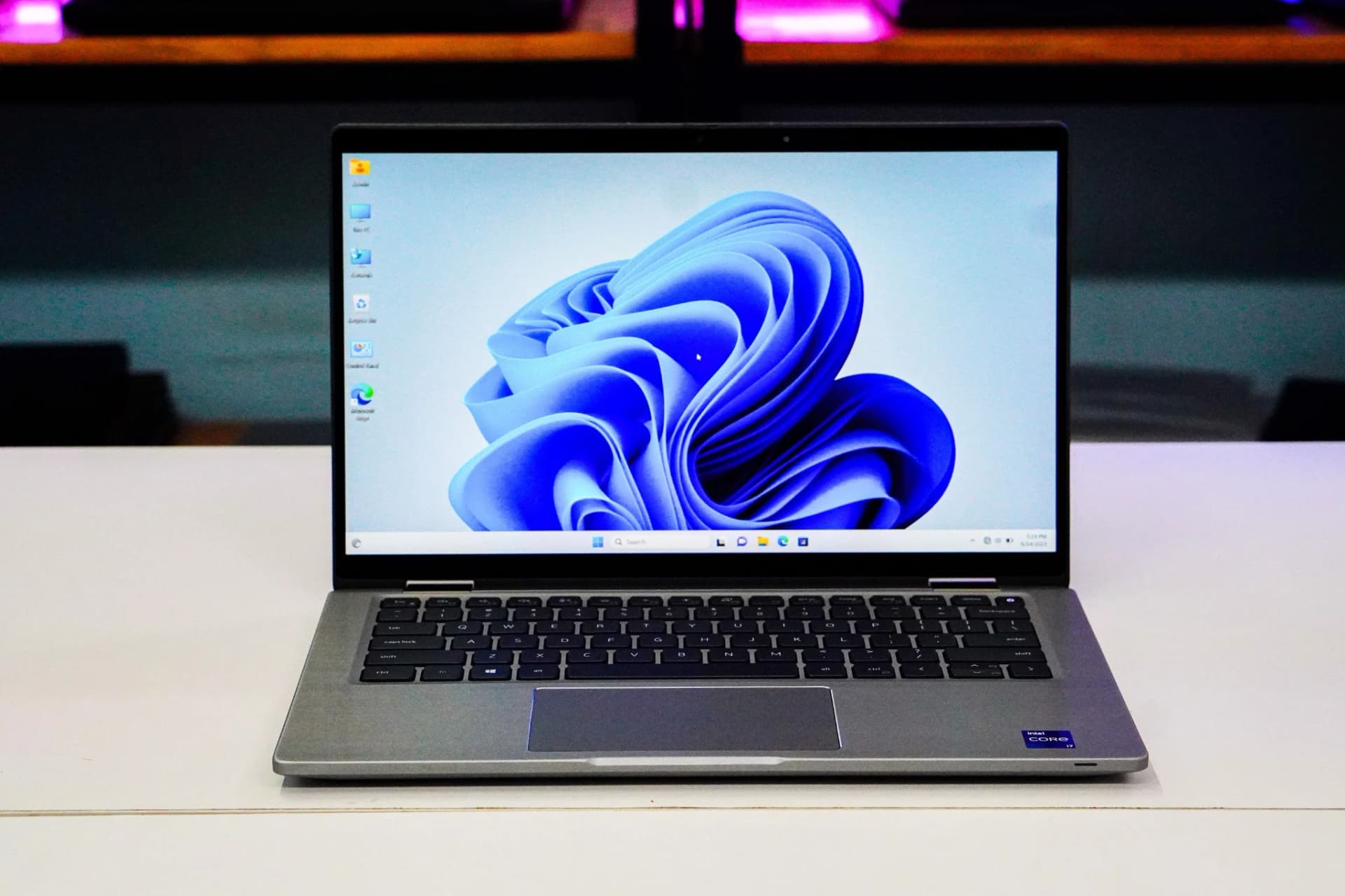 Laptop Dell Latitude 7420 2in1 i7 1165G7/ RAM 16GB SSD 512GB Laptop Dell Latitude 7420 2in1 i7 1165G7/ RAM 16GB SSD 512GB