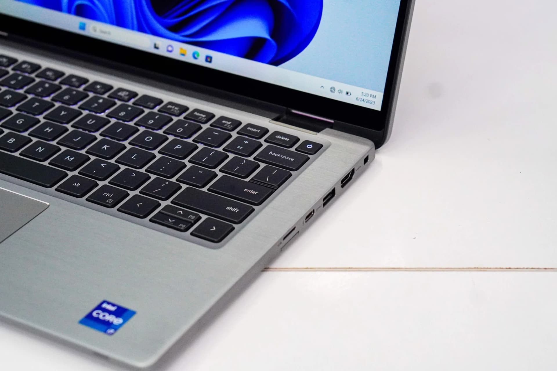 Laptop Dell Latitude 7420 2in1 i7 1165G7/ RAM 16GB SSD 512GB Laptop Dell Latitude 7420 2in1 i7 1165G7/ RAM 16GB SSD 512GB