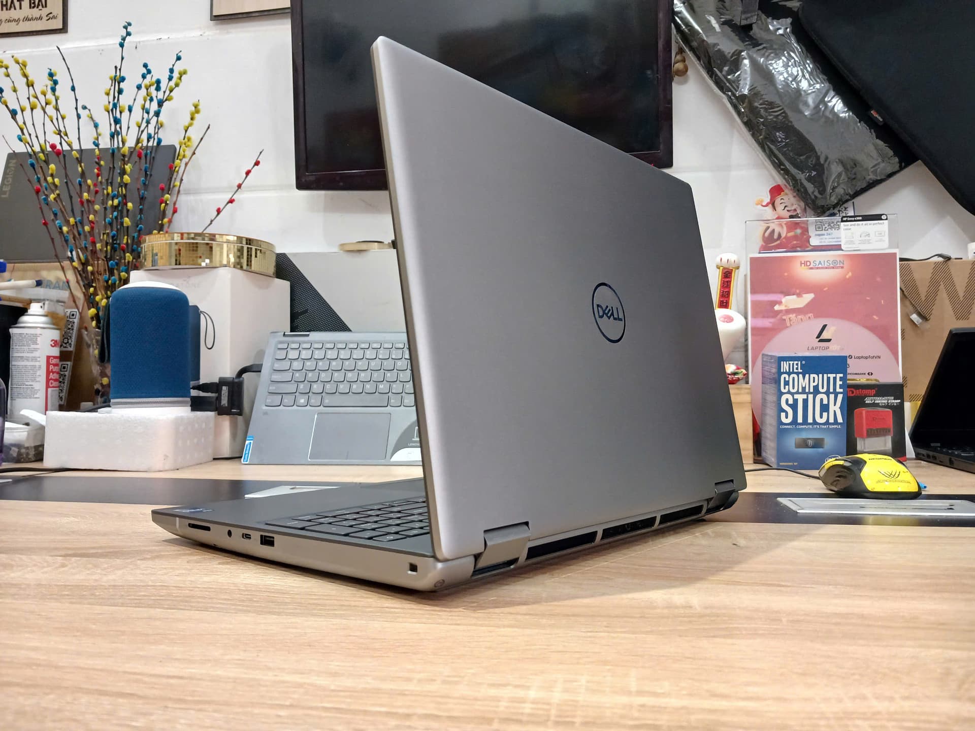 Laptop DELL PRECISION 7670 I7 12850HX/ 64GB/ SSD 1000G/ RTX A1000 4GB Laptop DELL PRECISION 7670 I7 12850HX/ 64GB/ SSD 1000G/ RTX A1000 4GB