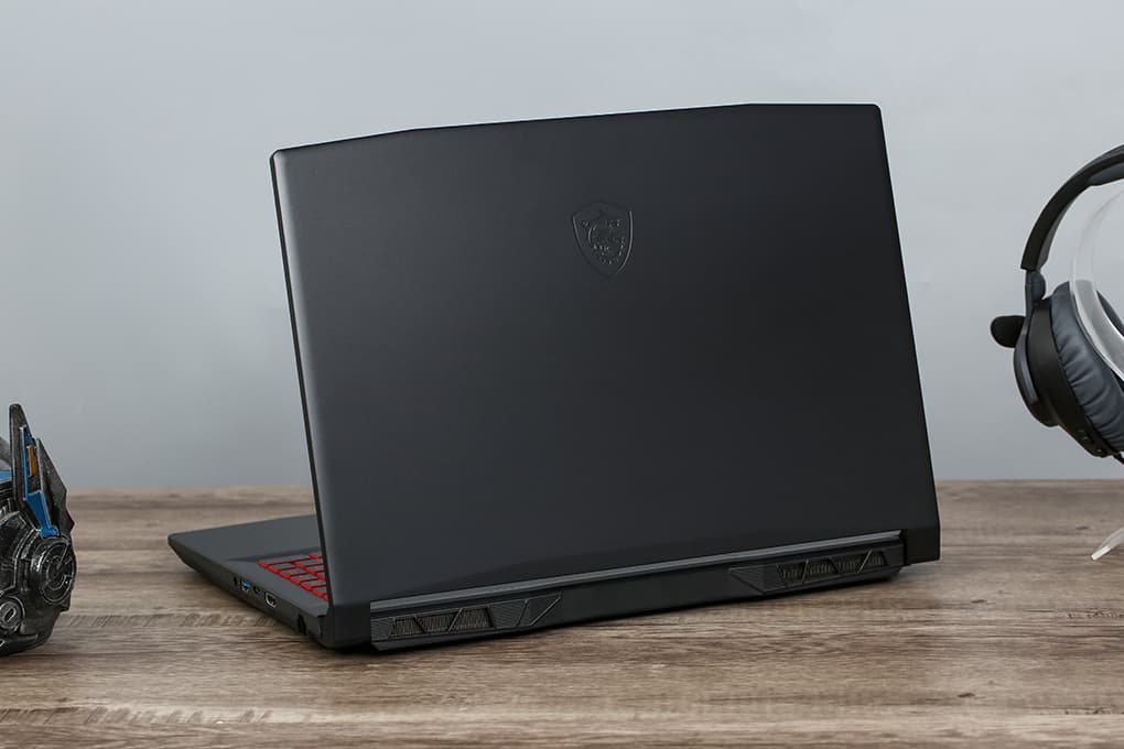 MSI KATANA GF66 i7 11800H/ RAM 8GB/ SSD 512GB/ NVIDIA RTX 3050 MSI KATANA GF66 i7 11800H/ RAM 8GB/ SSD 512GB/ NVIDIA RTX 3050