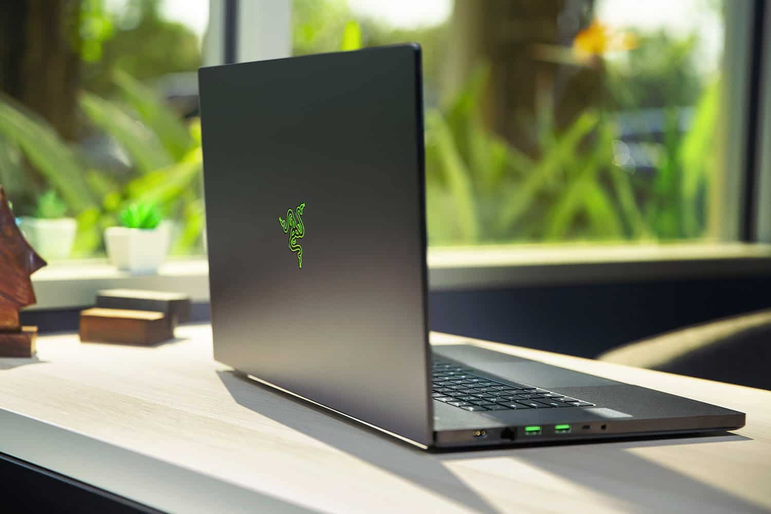 Laptop Razer Blade 15 - Advanced Model (2022) - CORE I7 12800H/32GB/1TB SSD / RTX 3080 Ti 16GB / QHD 240Hz Laptop Razer Blade 15 - Advanced Model (2022) - CORE I7 12800H/32GB/1TB SSD / RTX 3080 Ti 16GB / QHD 240Hz