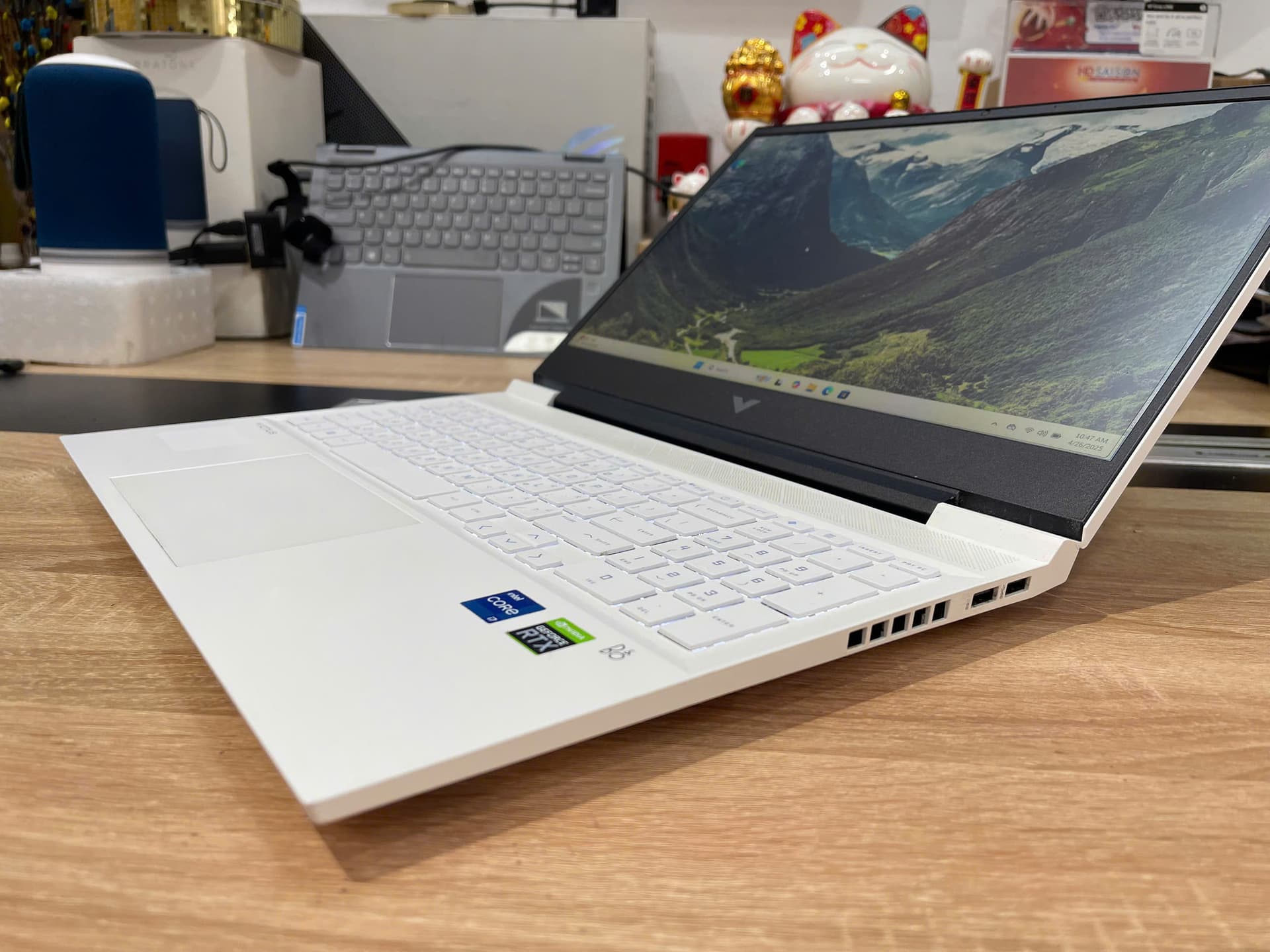 Laptop cũ HP Victus 16 Core i7-12700H/ GeForce RTX™ 3060/ 16GB/ 512GB/ 16 FHD 144Hz Laptop cũ HP Victus 16 Core i7-12700H/ GeForce RTX™ 3060/ 16GB/ 512GB/ 16 FHD 144Hz