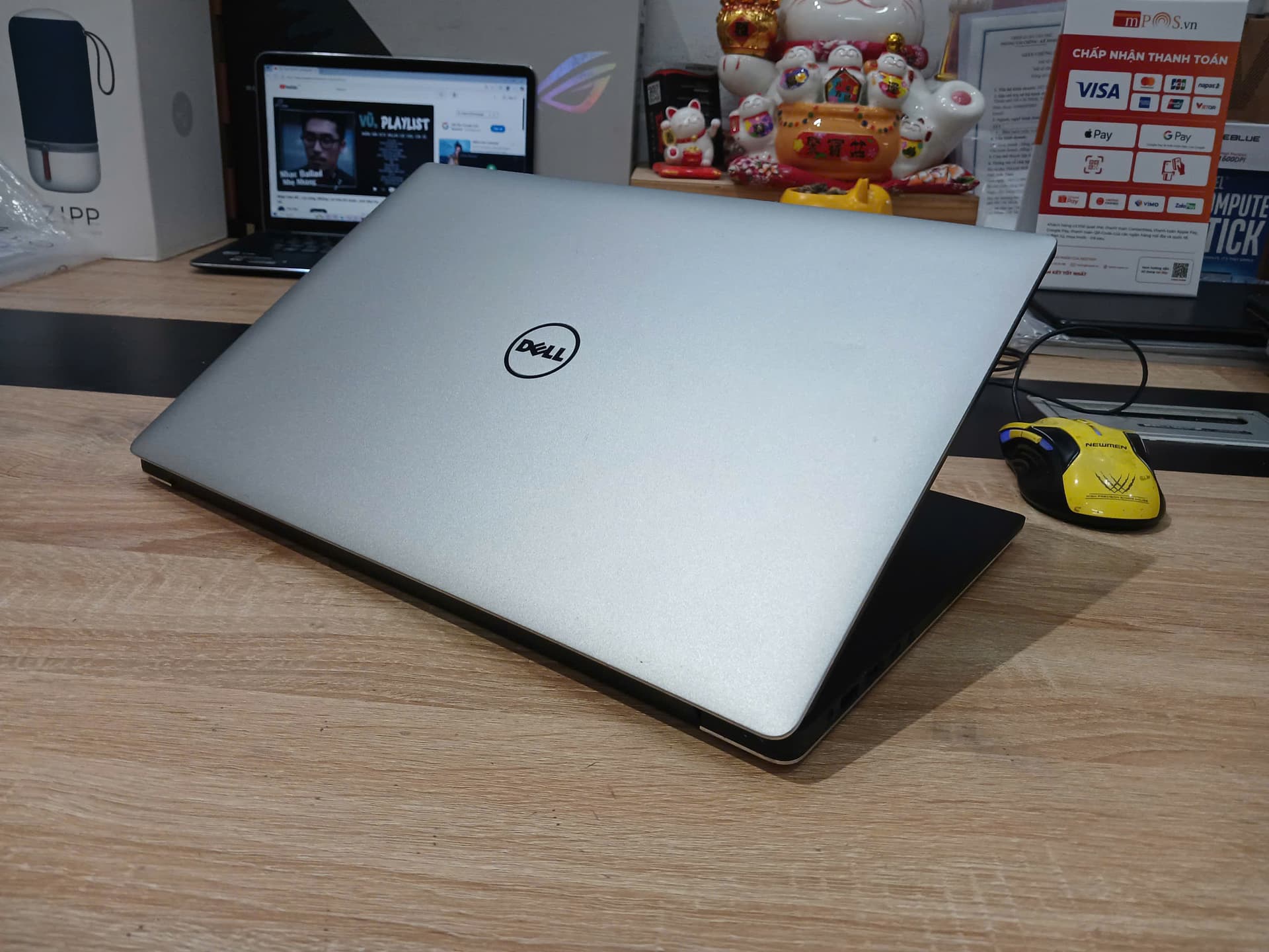 DELL XPS 9560 i7 7700HQ 16G 512G GTX 1050,15.6FHD DELL XPS 9560 i7 7700HQ 16G 512G GTX 1050,15.6FHD