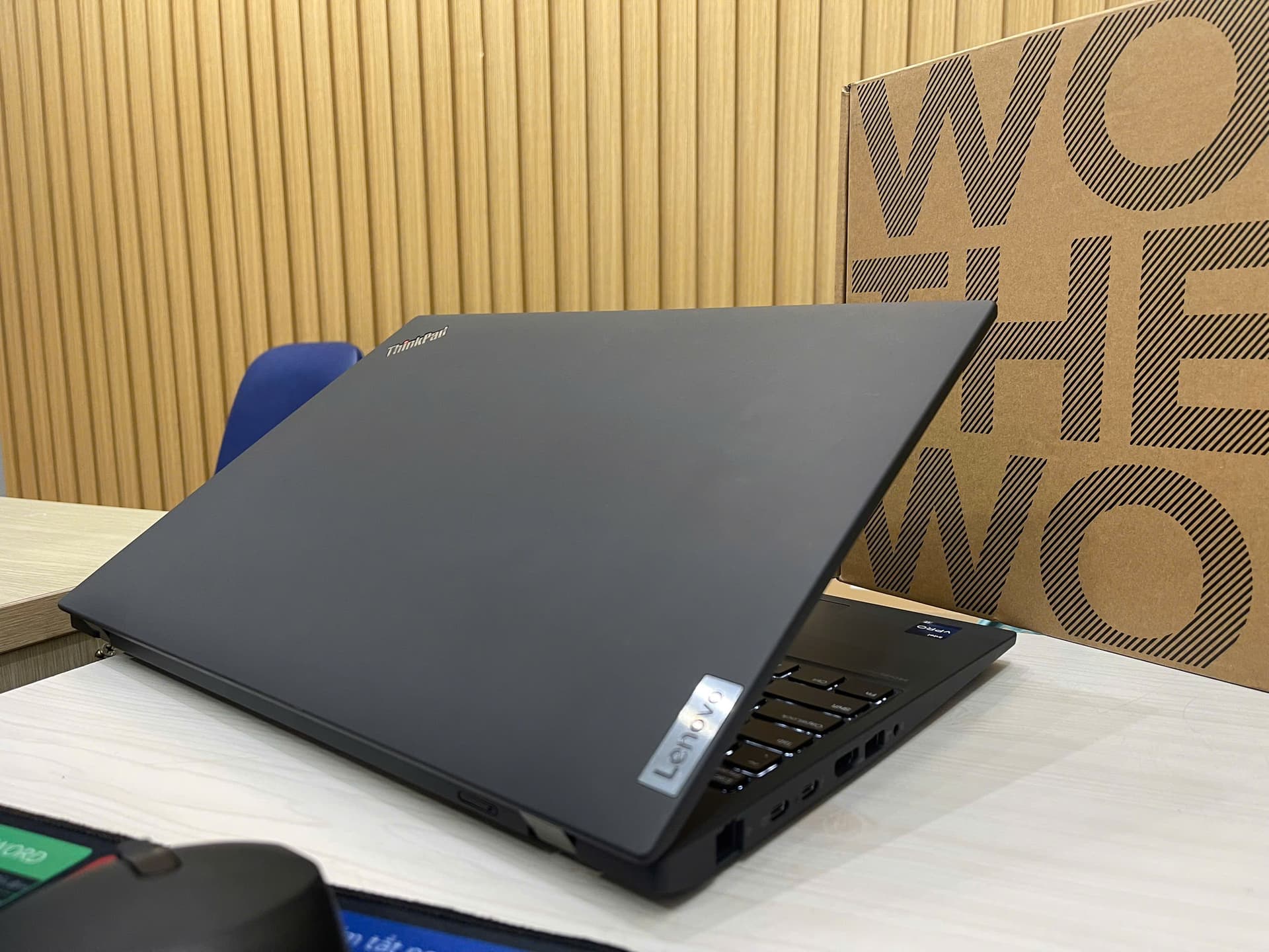 Thinkpad P16s G2 i7 1370P 20cpu sx 2024 Thinkpad P16s G2 i7 1370P 20cpu sx 2024