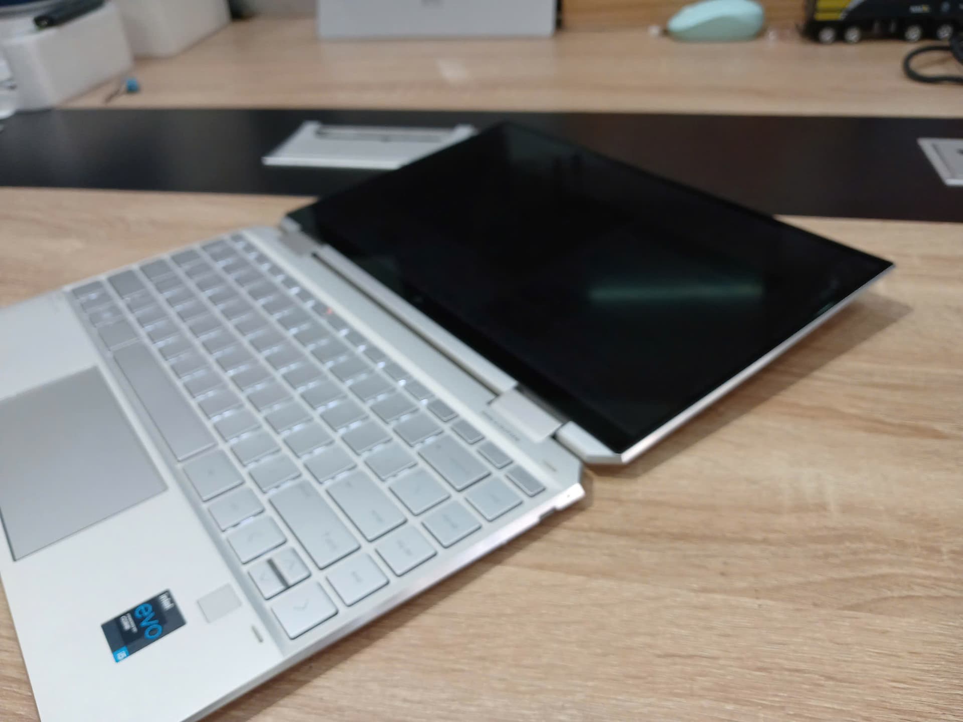 Laptop HP Spectre 13 X360 Core i5 1135G7/ 8GB Ram/ 256GB SSD/ 13.3 FHD Touch Laptop HP Spectre 13 X360 Core i5 1135G7/ 8GB Ram/ 256GB SSD/ 13.3 FHD Touch