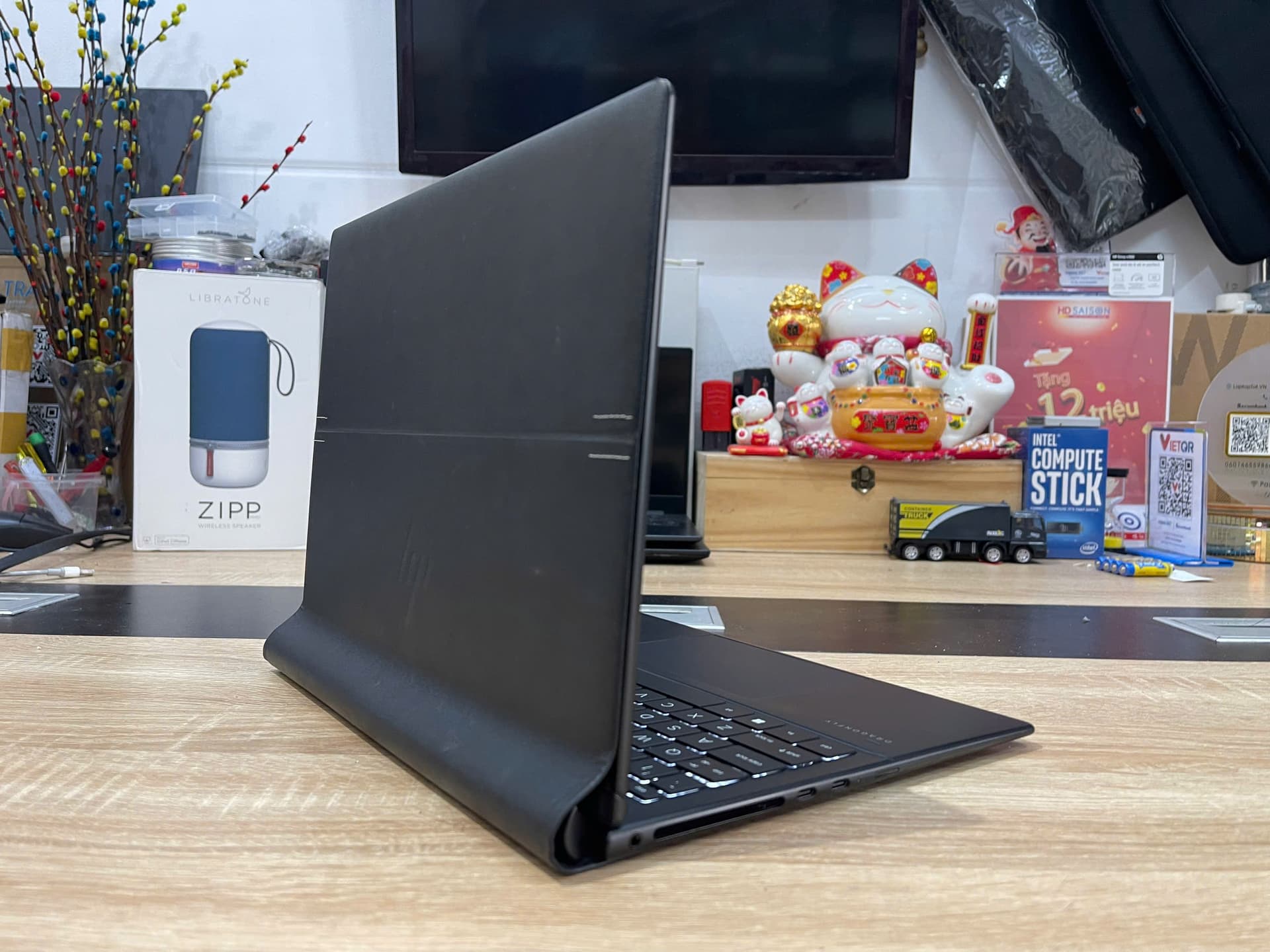 HP Dragonfly Folio G3 13.5 inch 2in1 HP Dragonfly Folio G3 13.5 inch 2in1