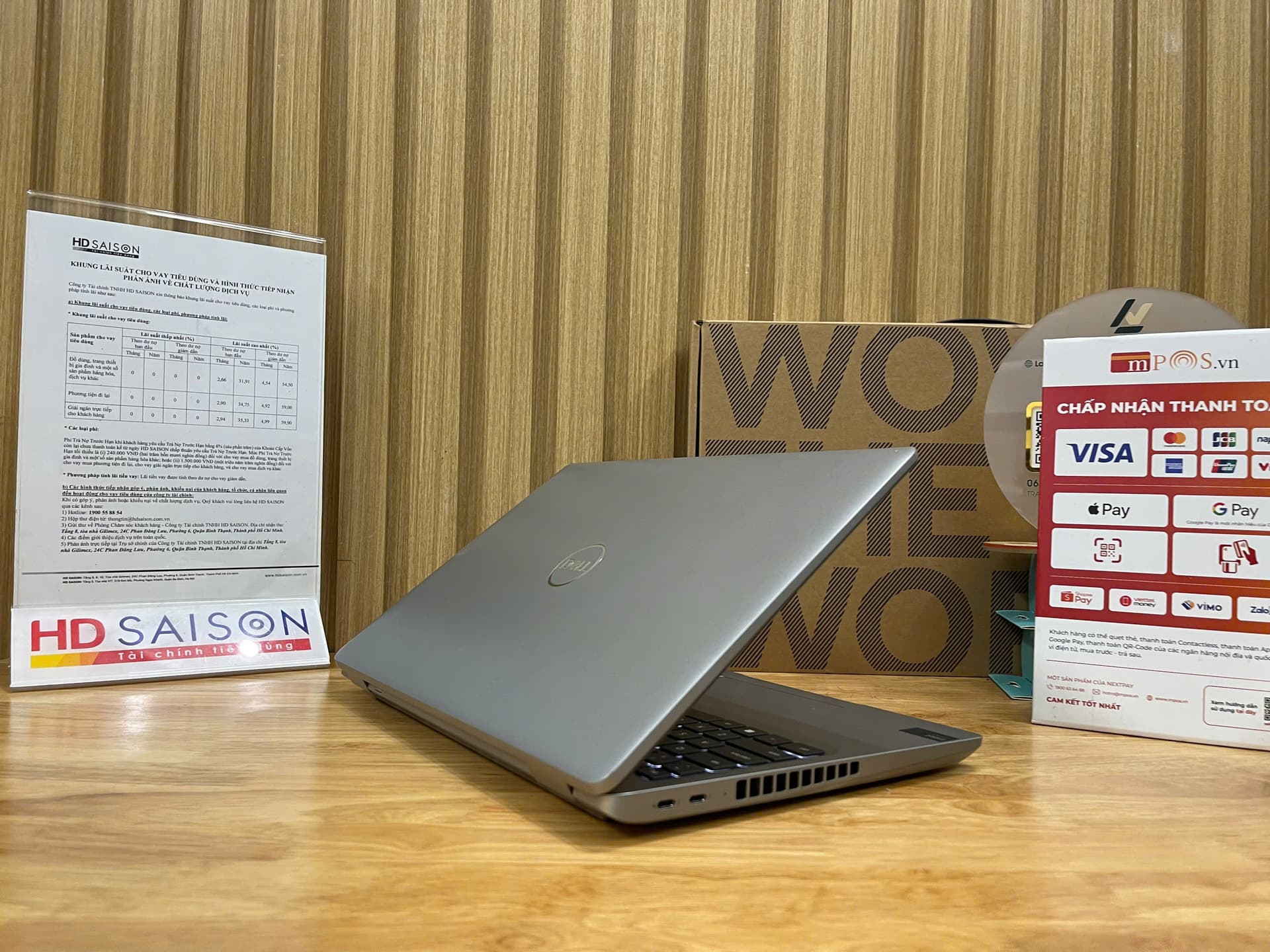 Dell Precision 3591 Ultra 7 RTX 2000 Ada Dell Precision 3591 Ultra 7 RTX 2000 Ada